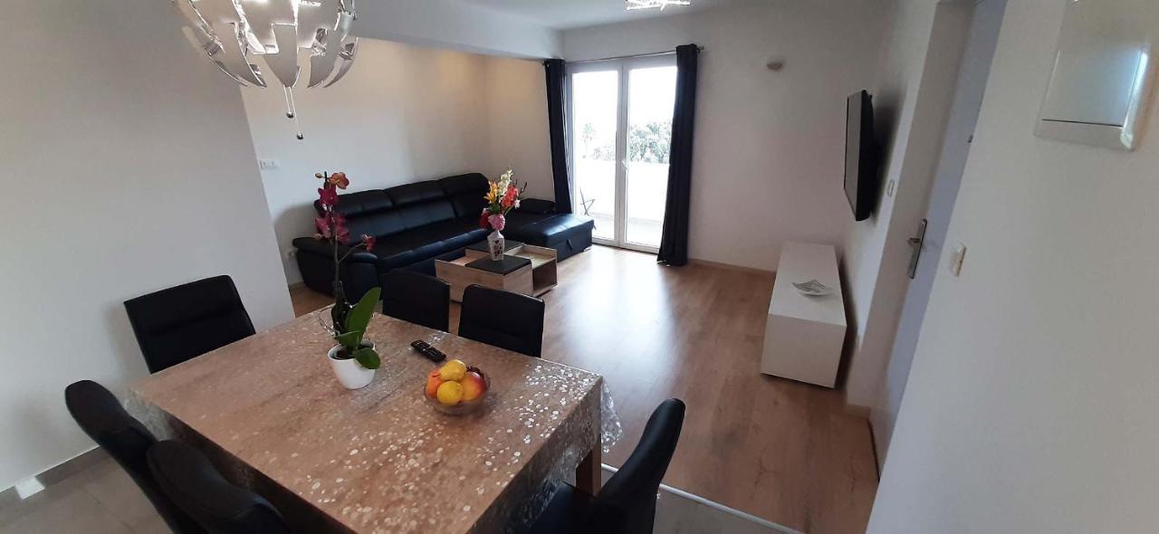 Penthaus Apartment N&M Baška Voda Екстериор снимка