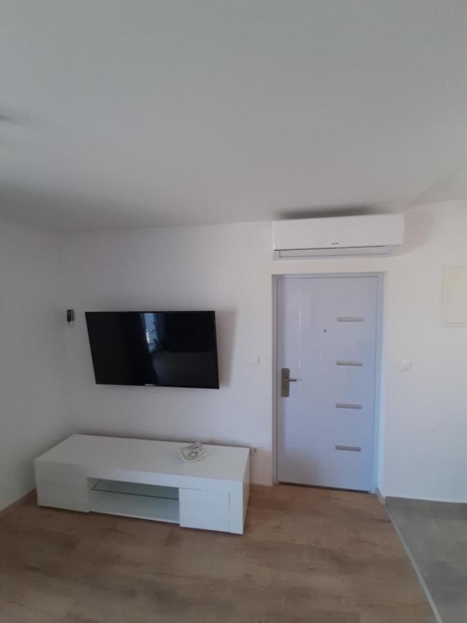 Penthaus Apartment N&M Baška Voda Екстериор снимка