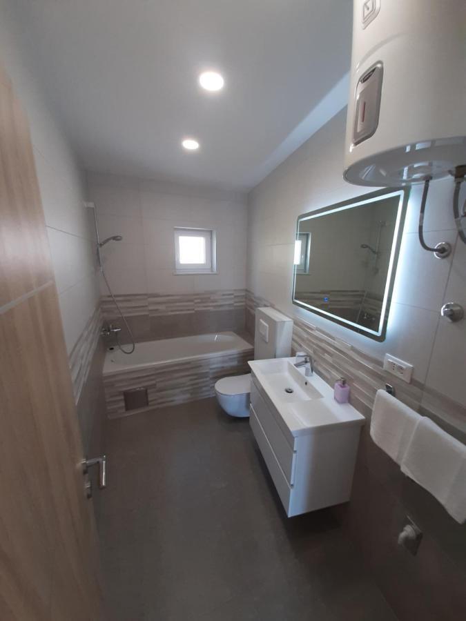 Penthaus Apartment N&M Baška Voda Екстериор снимка