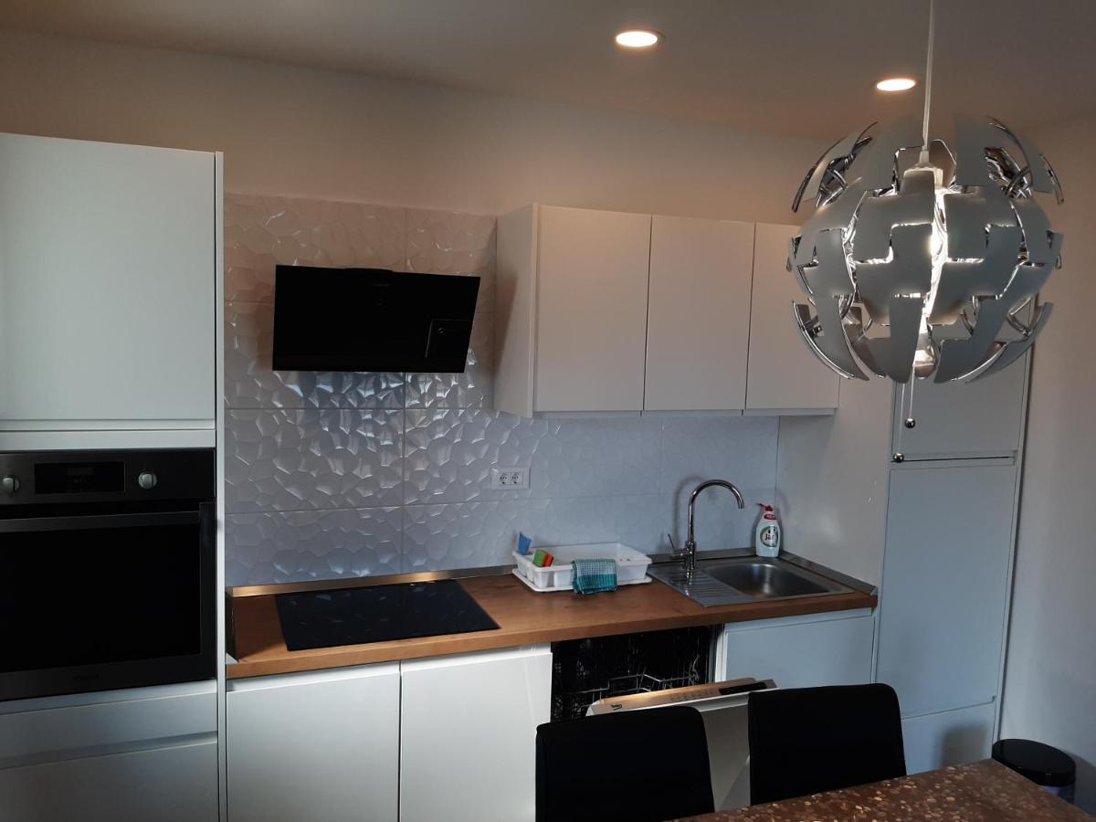 Penthaus Apartment N&M Baška Voda Екстериор снимка