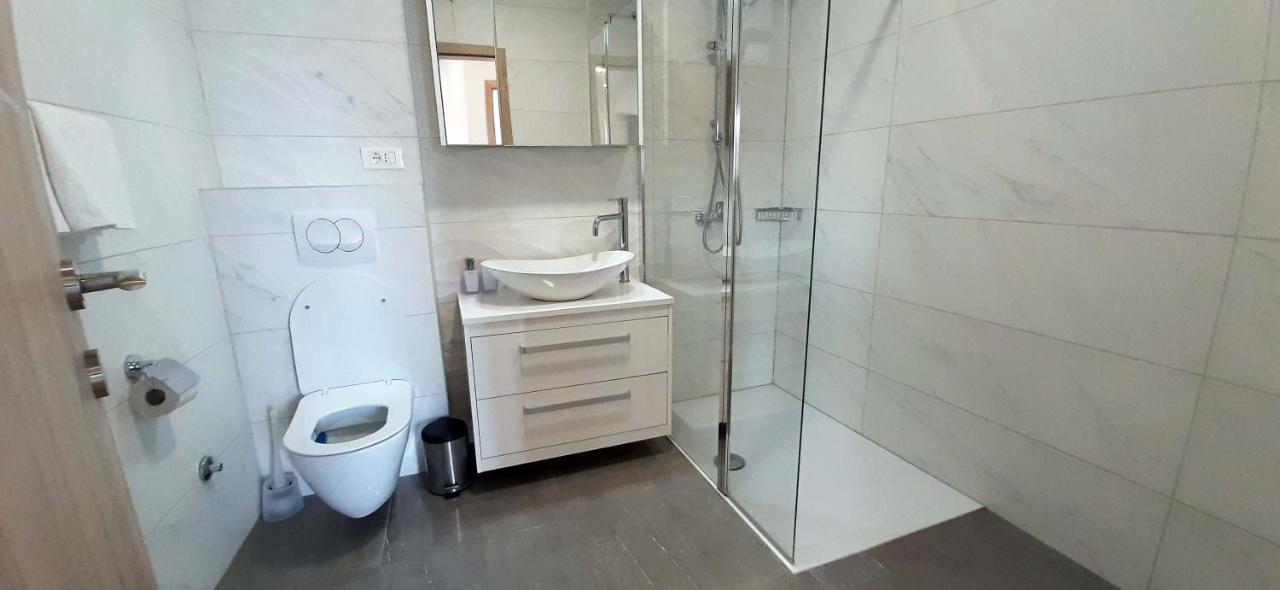 Penthaus Apartment N&M Baška Voda Екстериор снимка